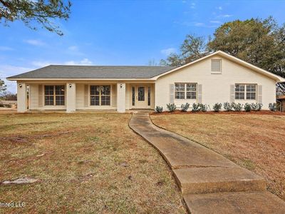1201 Canterbury Ln, Clinton, MS, 39056
