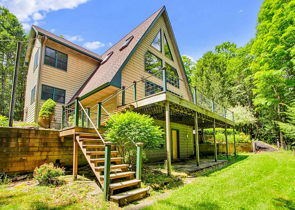 1st image of 53 Hemlock Cir