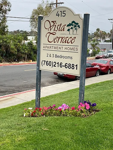Vista Terrace Apartments Photo 1