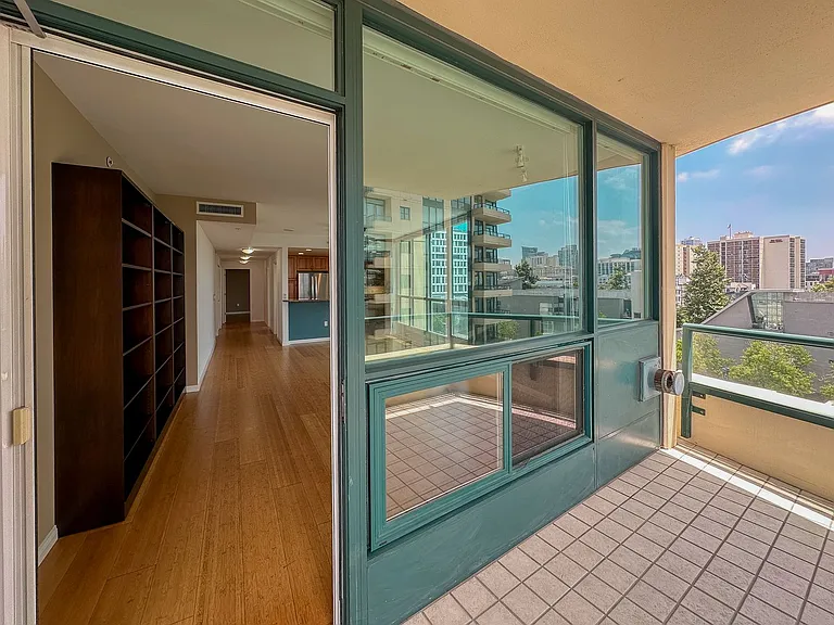 555 Front St #602 — Photo 35