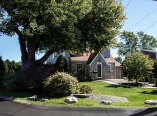 765 Greenlee Rd, Pittsburgh, PA 15227