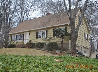 28 Smithtown Rd, Budd Lake, NJ 07828
