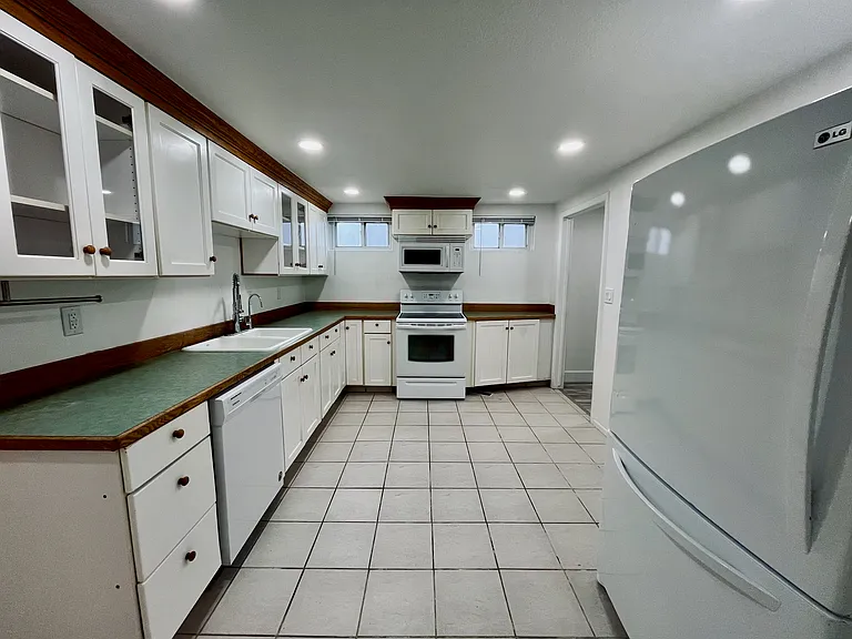 2490 W 7800 S #BASEMENT — Photo 7