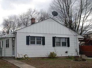 2 Nelson St, North Providence, RI 02911