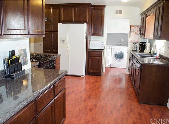 3rd image of 7734 De Soto Ave