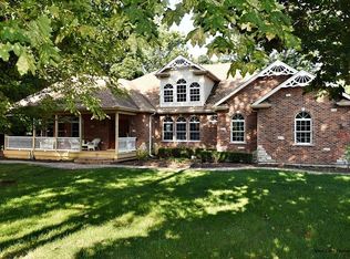 434 Logan Ave, Geneva, IL 60134