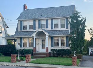 2018 Green Ridge St, Dunmore, PA 18512