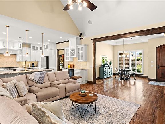 5th image of 4311 Moorgate Dr