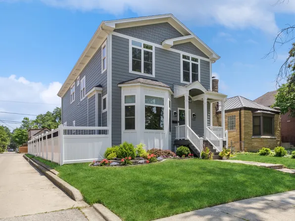 7049 N Ozanam Ave, Chicago, IL 60631