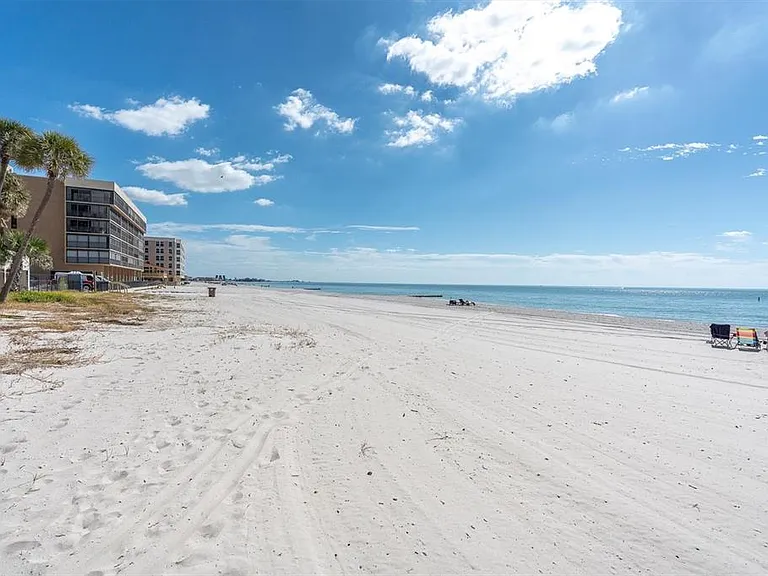 14950 Gulf Blvd #402 — Photo 30