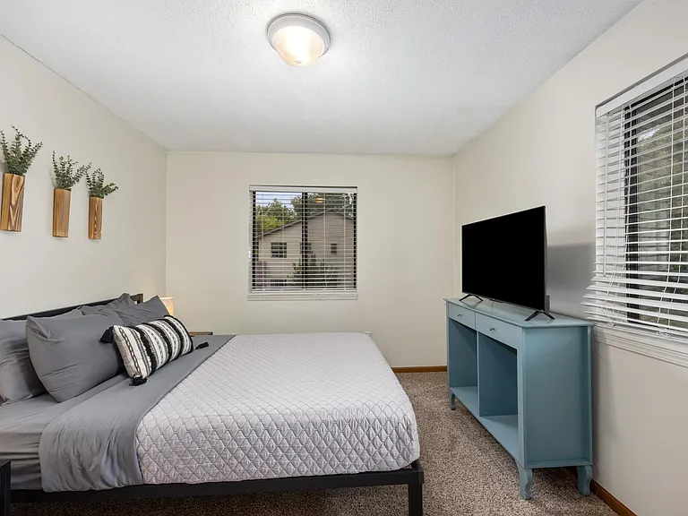 6542 Bella Vista Dr NE #C — Photo 12