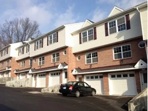 1524 Highland Ave #24 Photo 1