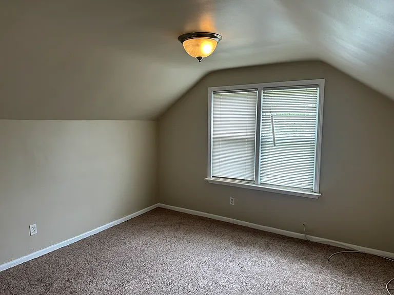 18047 Bradford St — Photo 4