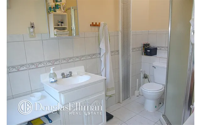 Rented by Douglas Elliman | media 42