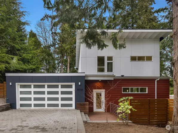 10726 Densmore Avenue N, Seattle, WA 98133