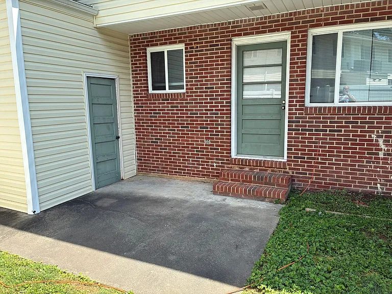 2359 Champion Ct — Photo 5