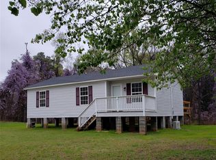 881 Wateree Estates Rd, Winnsboro, SC 29180