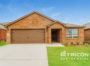 204 Micah Ln, Ferris, TX 75125