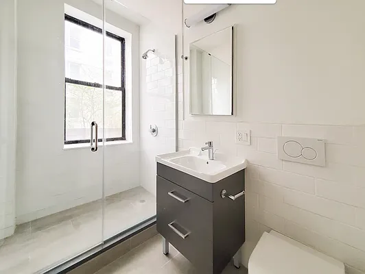 Rented by Brighton Management | media 7