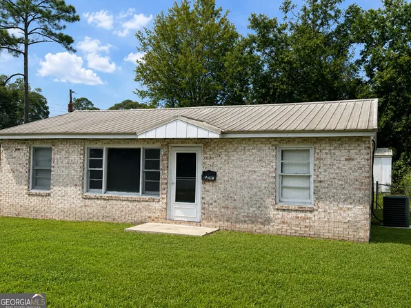 2201 Tebeau St, Waycross, GA 31501