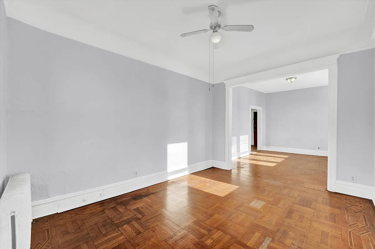 Building Photo - 2988 Kennedy Blvd #3