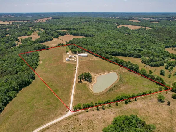 153 Harvest Mountain Ln, Camdenton, MO 65020