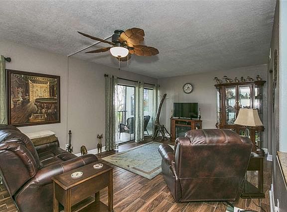 2nd image of 35 Andalusia Ct