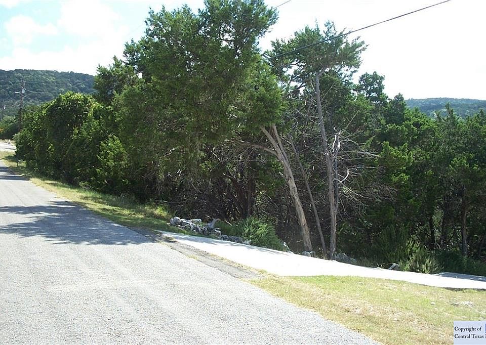 2nd image of 255 Delanoy Dr