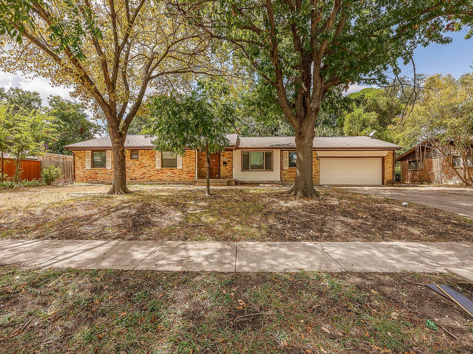 3 bed, 2043 sqft, $2,650 — Photo 1