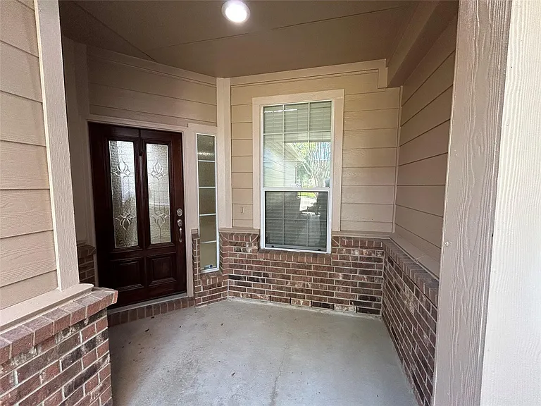 8911 Silent Willow Ln — Photo 8