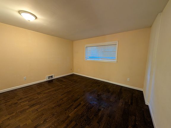 5th image of 4401 145th Ave NE APT J5