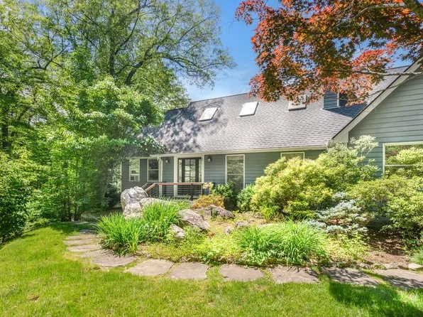 18 Peppergrass Lane, Garrison, NY 10524