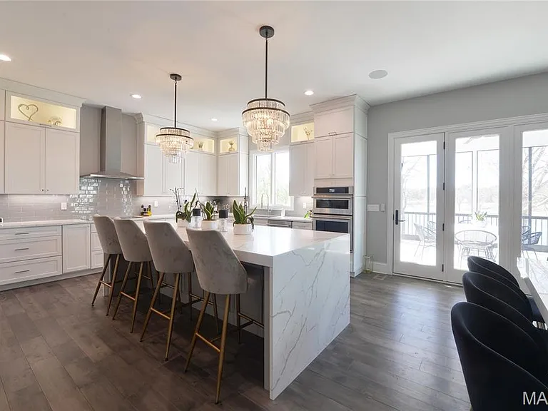 17016 Lakeside Rdg — Photo 9