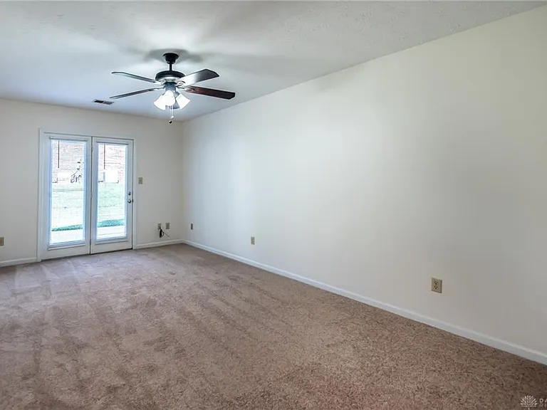470 Georgetown Dr #A — Photo 4