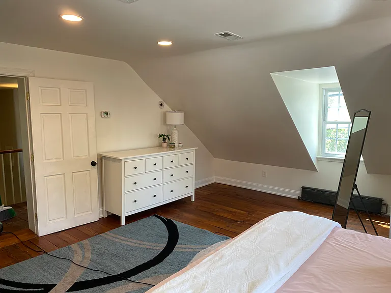 3rd floor suite