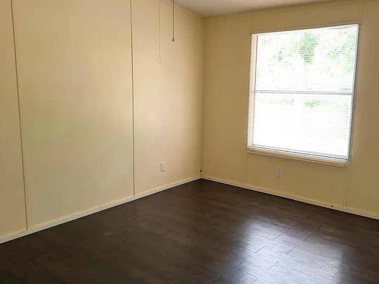8607 Burleson Manor Rd — Photo 7