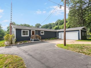 3387 E Snow Rd, Berrien Springs, MI 49103