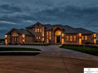 12014 N 173rd Cir, Bennington, NE 68007