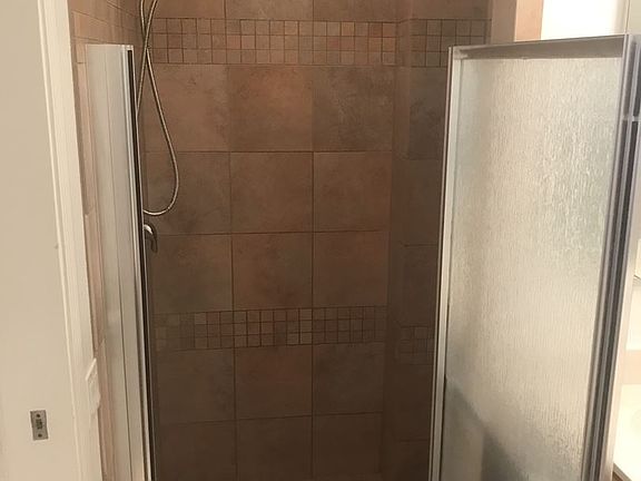 4th image of 75-5919 Alii Dr APT Ee2