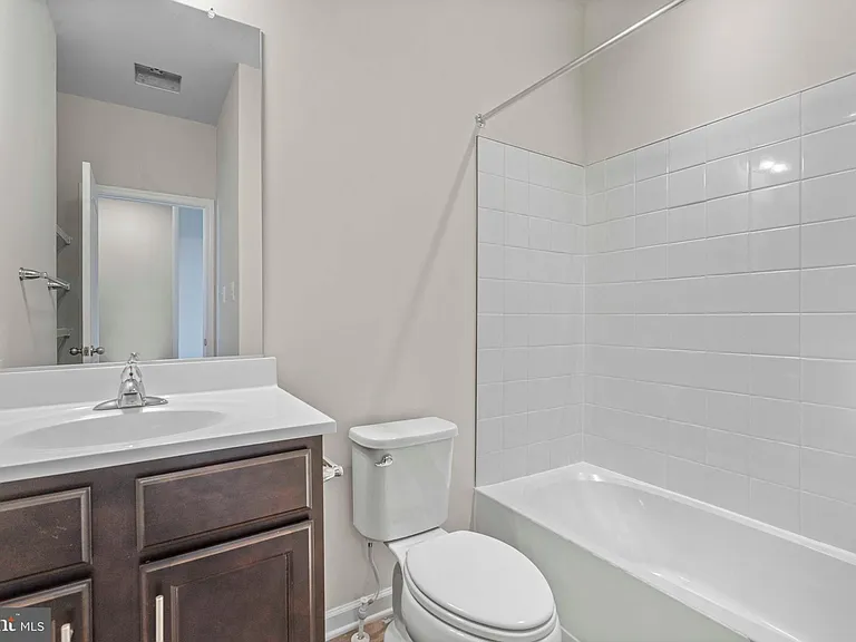 5907 Garden Walk Dr — Photo 24