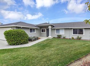 1421 El Cerro Dr, Hollister, CA 95023