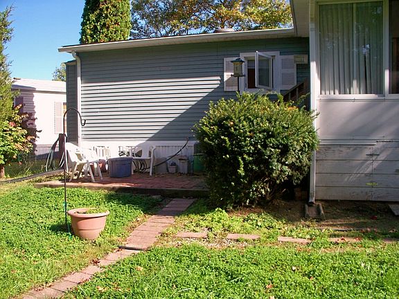 Back of Home - Patio/Sunroom
