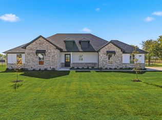 8751 Kassandra Dr, Sanger, TX 76266