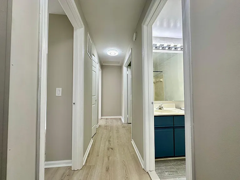 4 Abbey Bridge Ct — Photo 19