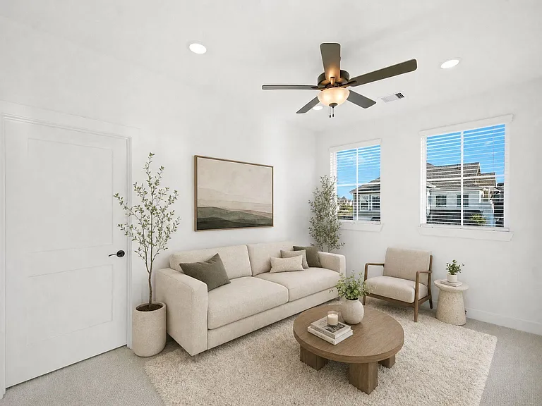 21202 Creeping Bentgrass Dr — Photo 4