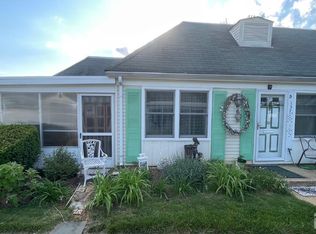157 Pelham Ln #D, Monroe Township, NJ 08831