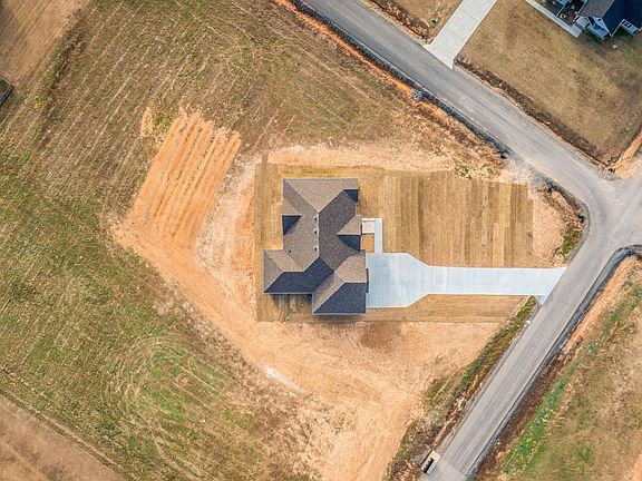 4th image of 3 Republican Loop