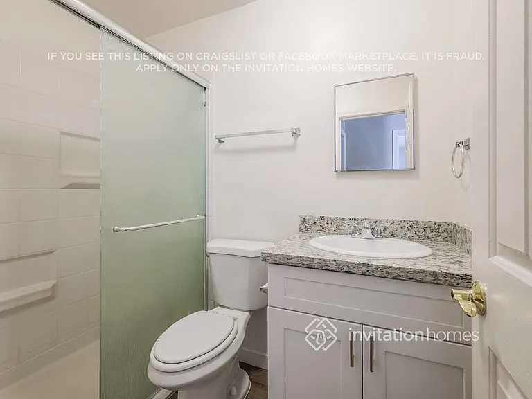 12648 N Main St — Photo 15