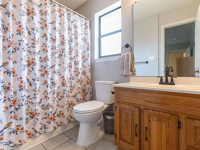 3818 Wake Forest Ln — Photo 17