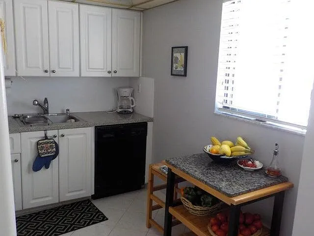 15036 Ashland Ln #69 — Photo 8